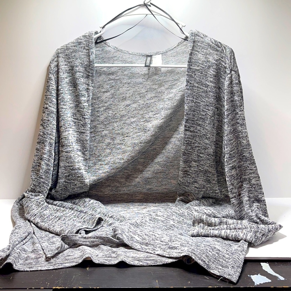 Used large divided h&m grey sweater